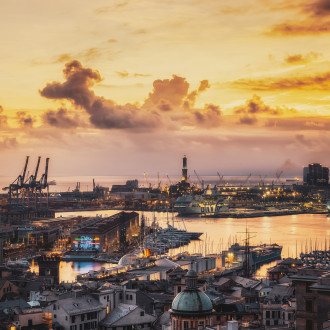 Tramonto Autunnale Su Genova